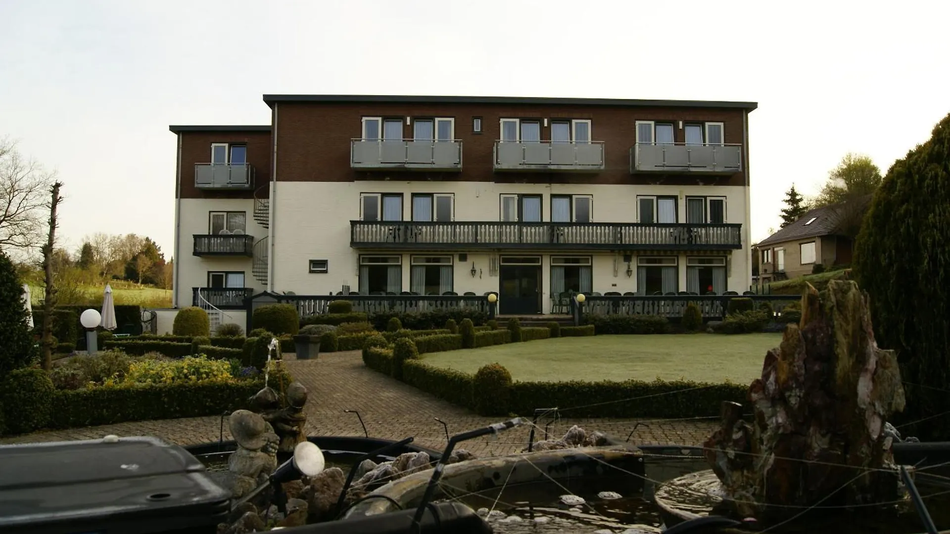 ***  Hotel Bemelmans Schin op Geul Netherlands